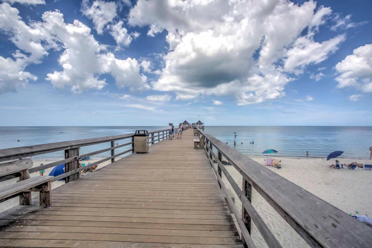 Evolve Dtwn Studio Steps To Naples Pier And Beach! North Naples Eksteriør billede